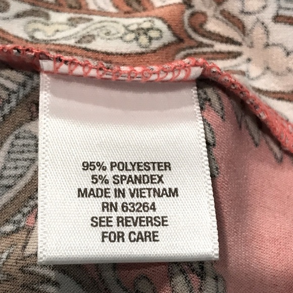 Roz & Ali Paisley Blouse Cap Sleeves Size Medium Coral Brown Cream Drape Front - Picture 12 of 13